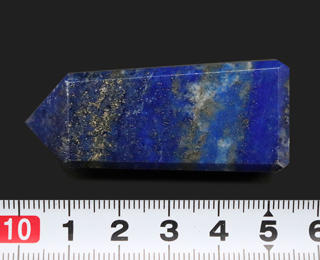 これぞラピスラズリ（（Lapis lazuli））というべき、素晴らしい青を呈する天然鉱石のタワー標本（その8）
