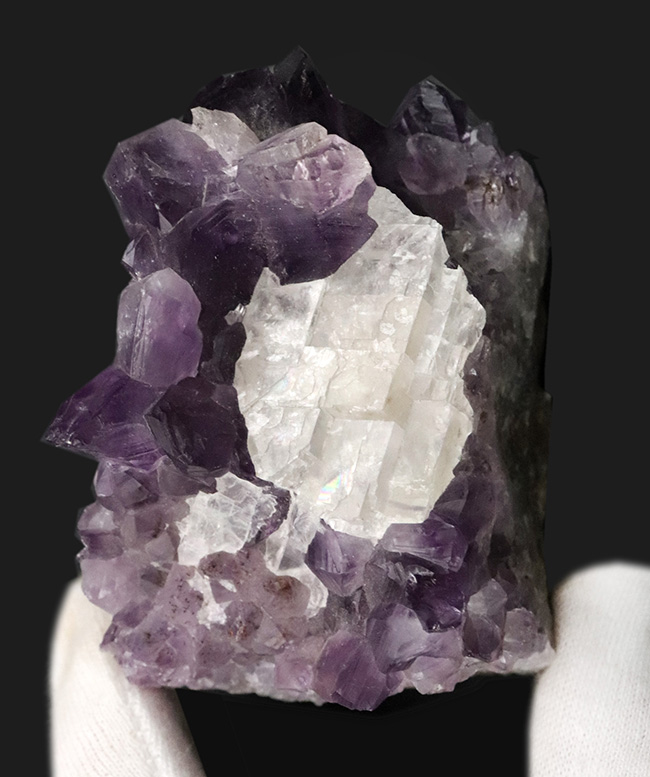 ナチュラル!ブラジル産の宝石、アメシスト(Amethyst)の原石(その2)