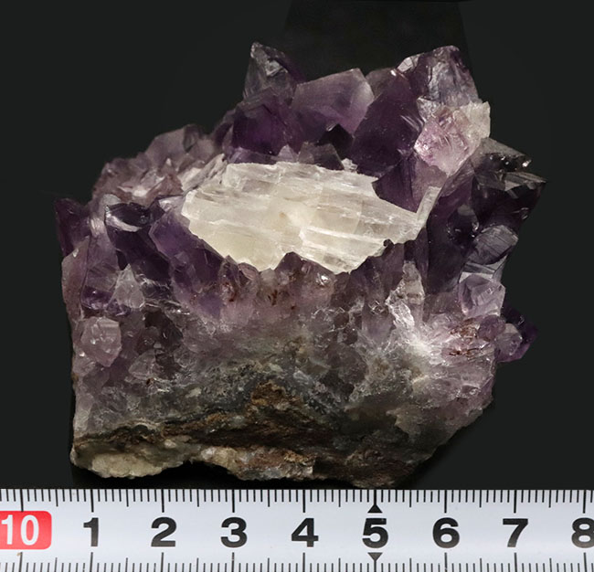 ナチュラル!ブラジル産の宝石、アメシスト(Amethyst)の原石(その7)