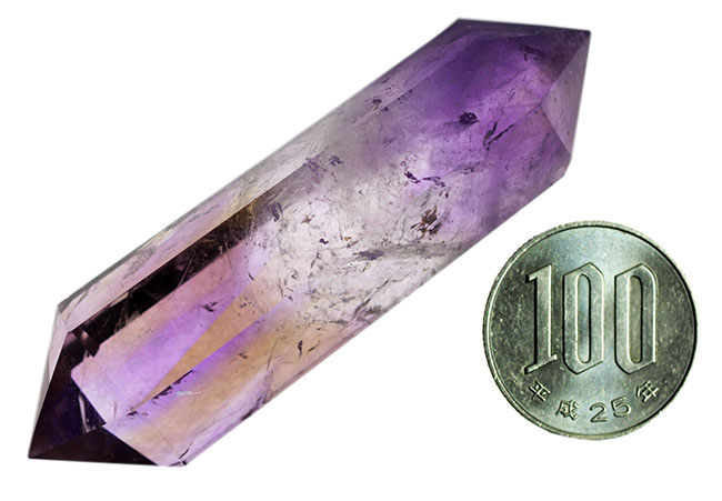 宝石の原石が同居!アメシストとシトリンが同時に見られる、その名もアメトリン(Ametrine)(その13)
