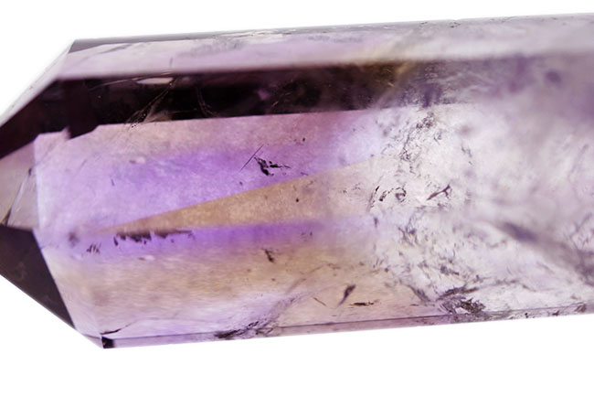 宝石の原石が同居!アメシストとシトリンが同時に見られる、その名もアメトリン(Ametrine)(その8)