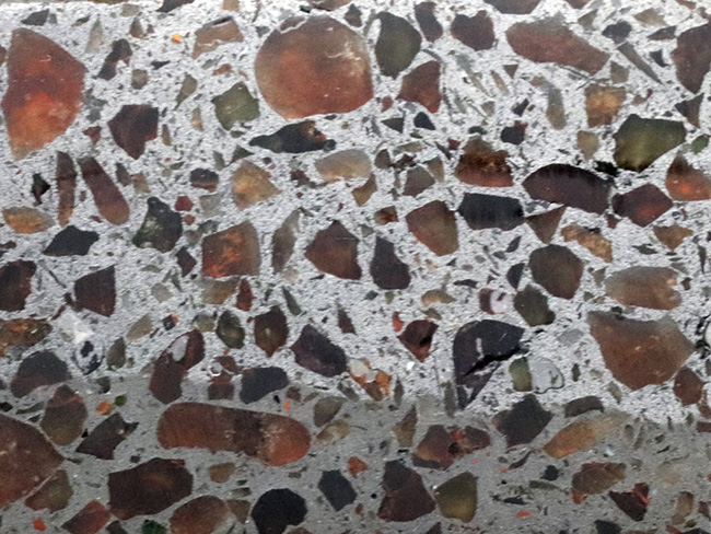 人気！美品！ずっしりと重い、直方体型のケニア産パラサイト隕石（その3）