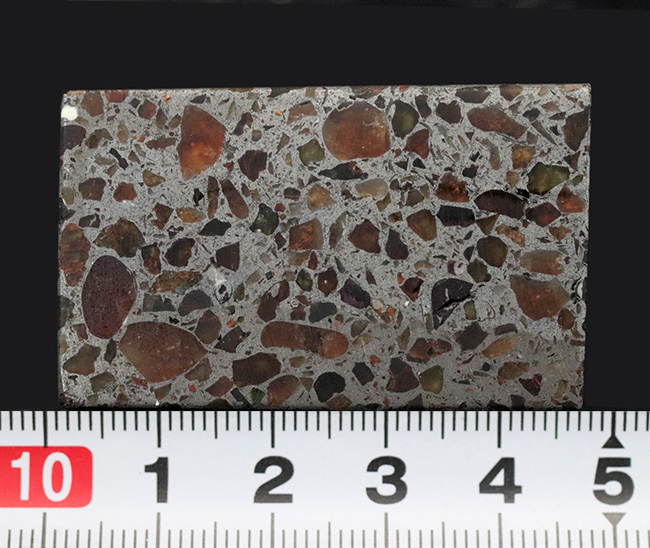 人気！美品！ずっしりと重い、直方体型のケニア産パラサイト隕石（その6）
