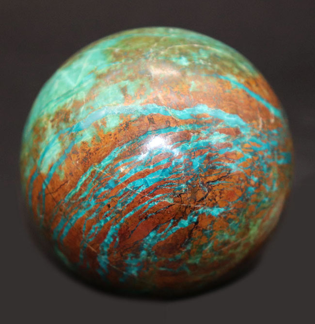 100%ナチュラル、職人の手によって丁寧に研磨されたクリソコラ(Chrysocolla)のスフィアカット標本(その1)