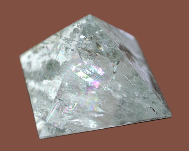 虹色イリデッセンス(iridescence)が浮かぶ、スーパークリアーな水晶(クオーツ)。名高いマダガスカル産。(その10)