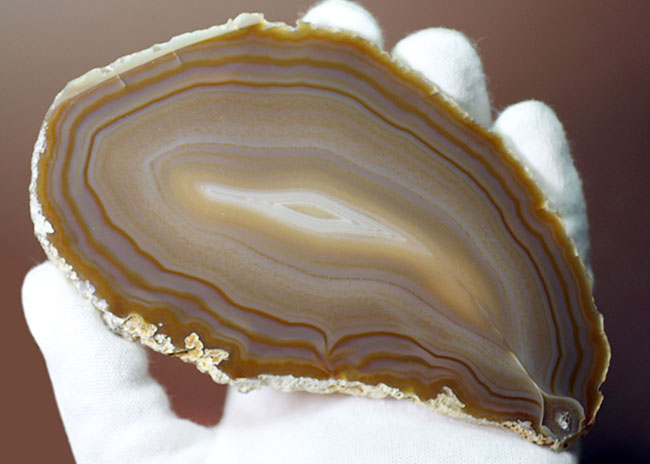 ブラジル産典型的な縞瑪瑙（Agate）（その1）