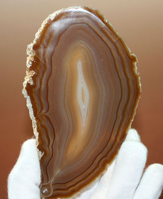 ブラジル産典型的な縞瑪瑙（Agate）（その2）