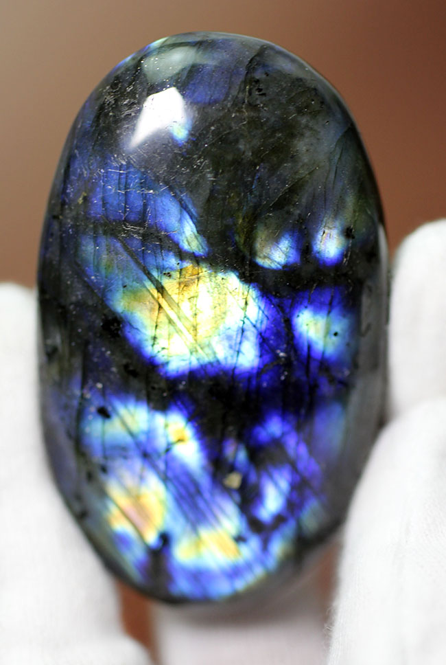 人気鉱物ラブラドライト（Labradorite）のハイクラス標本（その2）