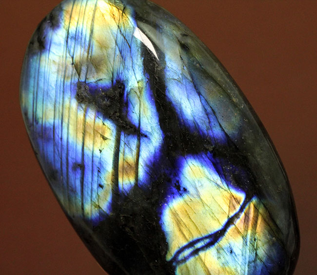 人気鉱物ラブラドライト（Labradorite）のハイクラス標本（その4）