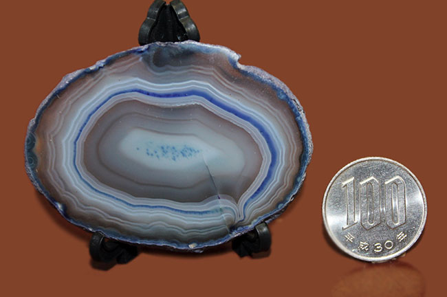 ブルーとグレーの組み合わせが爽やかな、鉱物ブラジル産縞メノウ(Agate)(その6)