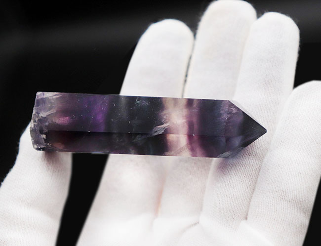 中央に緑色にご注目！多層構造を持つ人気の鉱物、マルチバンドフローライト（Fluorite）（その3）