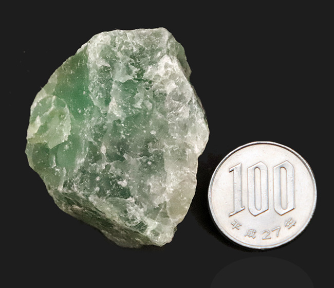 爽やかなミントグリーンを呈する、中国湖南省産天然フローライト（Fluorite）の原石（その7）