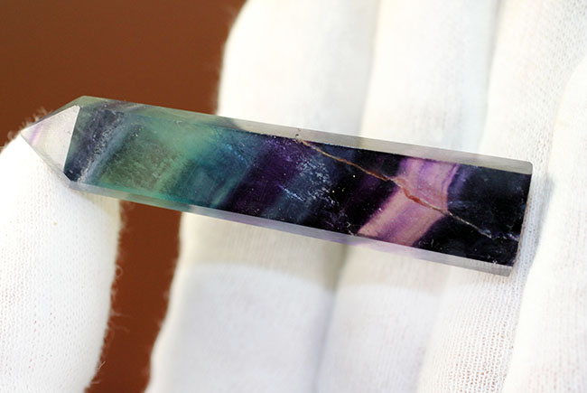 多彩な色を呈する人気鉱物、レインボーフローライト（fluorite）（その5）