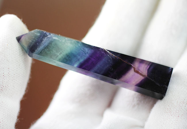 多彩な色を呈する人気鉱物、レインボーフローライト（fluorite）（その6）