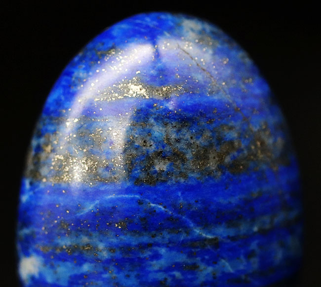 １００％ナチュラル！古代の王侯貴族が愛した、美しきブルーを呈する鉱物、ラピスラズリ（Lapis lazuli）の天然のカボションです。高品位で知られるアフガニスタン産（その3）