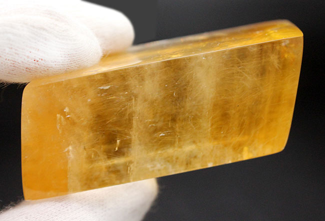 珍しい黄色の方解石の大型標本。通称、ハニーカルサイト(Calcite)(その6)