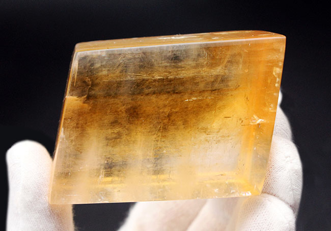 珍しい黄色の方解石の大型標本。通称、ハニーカルサイト(Calcite)(その7)
