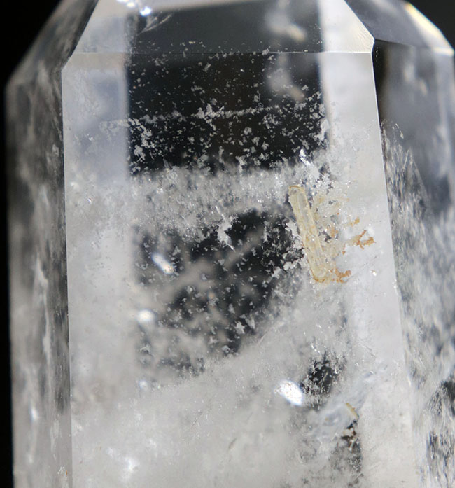 結晶の内部に別の結晶が存在する！３００グラムオーバー！ファントムクォーツ天然結晶の特大標本（その9）