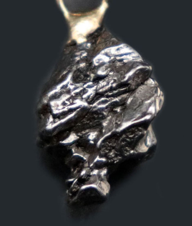 鉄隕石、カンポ・デル・シエロを使ったペンダント（シルバーチェーン、高級ジュエリーケース付き）（その1）