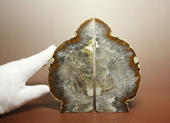 ダイナミックさ、美しさを2面で堪能できます。ゴージャスなインテリアに。メノウ標本(Agate)(その2)
