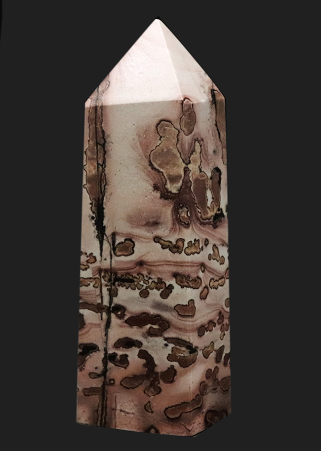見るたびに想像力が膨らむ、山水画のような味わいを持つ、ピクチャージャスパー(Jasper)のオベリスク型標本(その1)
