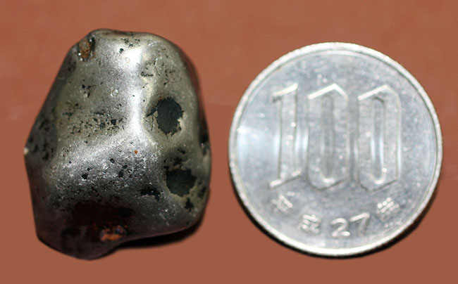最も代表的な鉄隕石（隕鉄）の一つ、1922年に学会に記載されたオデッサ鉄隕石（その12）
