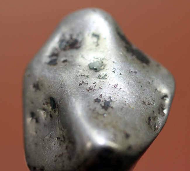 最も代表的な鉄隕石（隕鉄）の一つ、1922年に学会に記載されたオデッサ鉄隕石（その2）