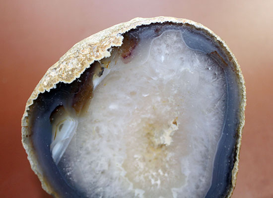 青×乳白色×透明の配色が柔らかい雰囲気を醸す、鉱物メノウ標本（Agate