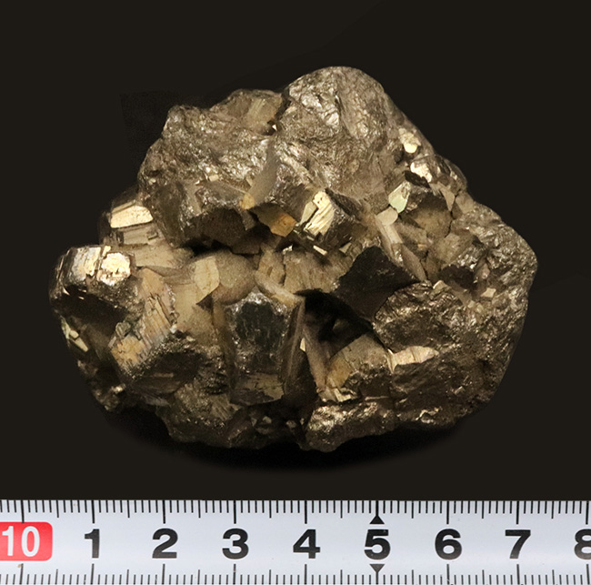 珍しい自然な産状を持つ個体！350gを超える立派な黄鉄鉱の自然結晶（その7）