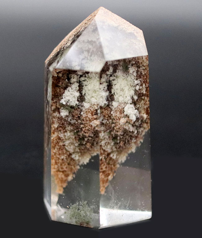 水晶の中に小さな庭がある!?不思議な水晶、ガーデンクォーツ(Garden Quartz)(その1)