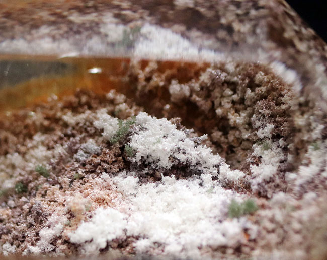 水晶の中に小さな庭がある!?不思議な水晶、ガーデンクォーツ(Garden Quartz)(その6)
