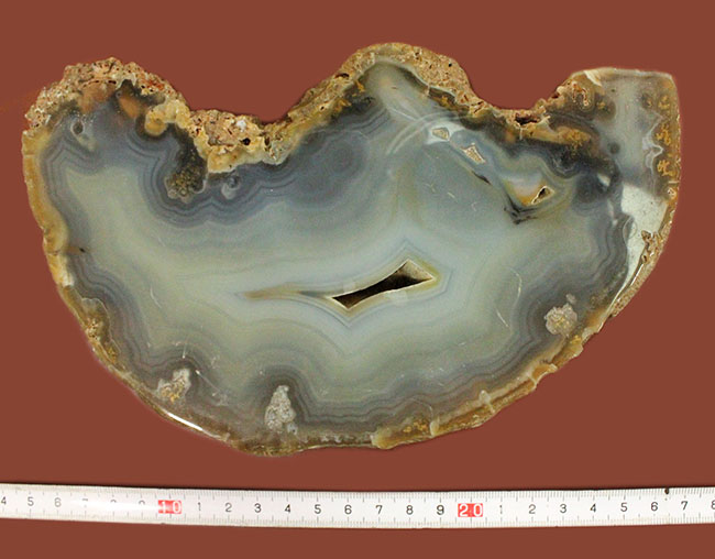 20センチ、1200グラムオーバー!美しいグレイッシュブルーを呈するブラジル産メノウ(Agate)(その3)