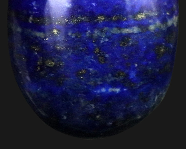 某アニメ作品の某石のモチーフになった!?深い藍色を示す、天然ラピスラズリ(Lapis lazuli)のポリッシュ標本(その3)