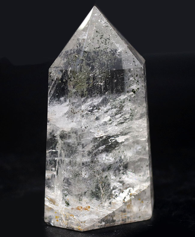 なんと４００グラムを超える、威風堂々たる見事なファントムクォーツの天然結晶。内部に緑泥石を内包した幻想的な標本です（その7）
