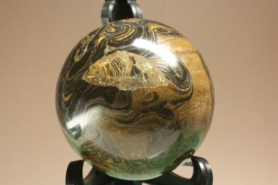 地球に大量の酸素をもたらした元となったストロマトライトの化石(Stromatolite)(その1)