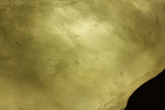 あのツタンカーメンの胸飾りに珍重した隕石！！リビア砂漠から発見されたインパクトグラス(Impact glass) LIBYAN DESERT GLASS（その14）
