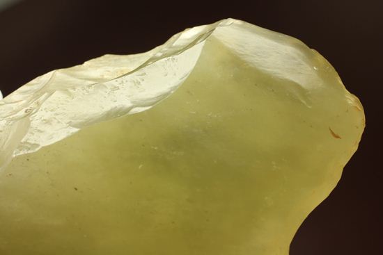 あのツタンカーメンの胸飾りに珍重した隕石！！リビア砂漠から発見されたインパクトグラス(Impact glass) LIBYAN DESERT GLASS（その8）