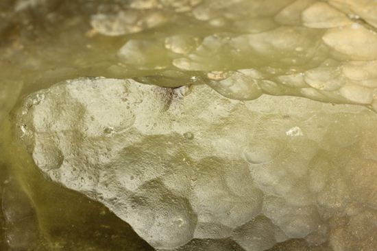 1932年に発見されたリビアの隕石 インパクトグラス(Impact glass) LIBYAN DESERT GLASS(その4)