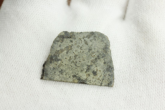 希少な希少な火星起源隕石。1999年にオマーンで発見された稀有な火星隕石 SAYH AL UHAYMIR(SaU)005（1ｇサイズ切片標本）　　（その5）