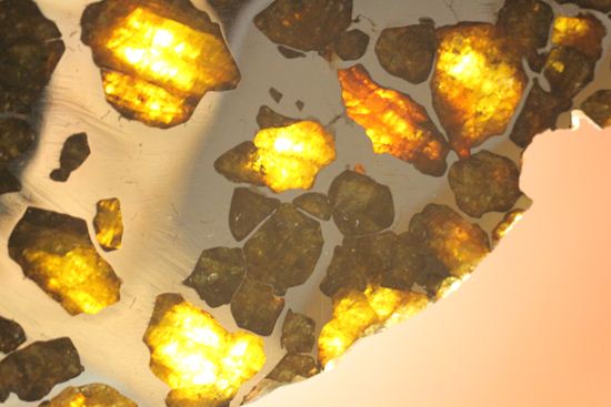 チリのアタカマ砂漠で見つかった、最も希少な石鉄隕石イミラック(Imilac)（その13）