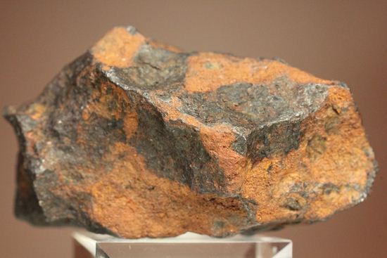 美しいキャラメル色！1931年オーストラリアで発見された鉄隕石（Hembery）（その1）