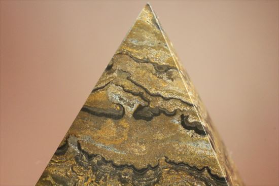 面白い形！ピラミッド型の地球に酸素を生み出したストロマトライト（ペルー産）（その10）