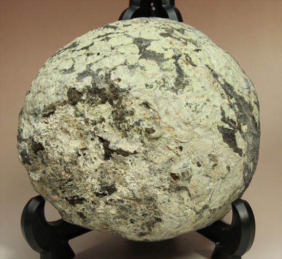 鉱物メノウの晶洞の標本（その3）