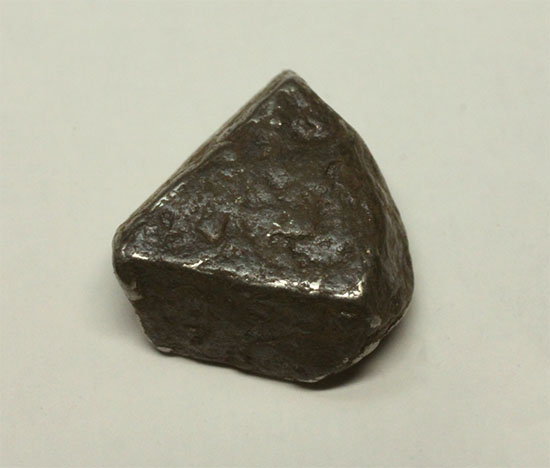 ナミビアで発見されたギベオン隕石(Gibeon meteorite)