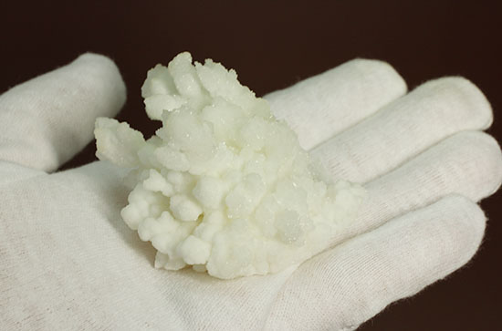 ホワイトでキラキラ！山サンゴこと、メキシコ産の鉱物霰（あられ）石(Aragonite)（その3）