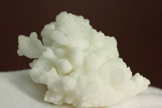 ホワイトでキラキラ！山サンゴこと、メキシコ産の鉱物霰（あられ）石(Aragonite)（その4）