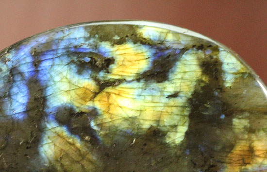 青×黄色の遊色現る！鉱物、ラブラドライト(Labradorite)（その15）