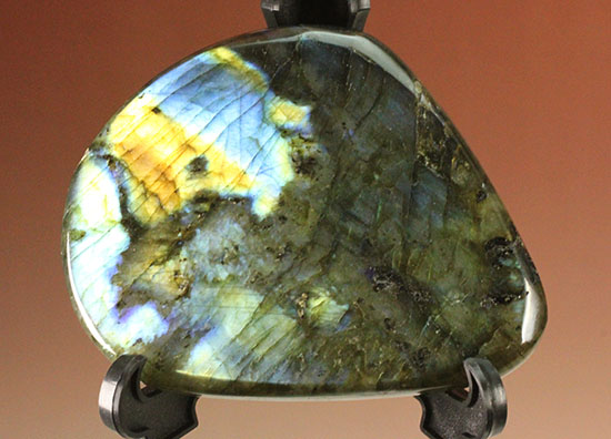 青×黄色の遊色現る！鉱物、ラブラドライト(Labradorite)（その3）