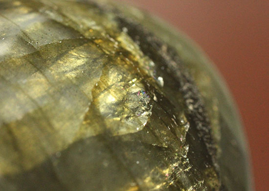ピータンの卵!?いえいえ、閃光効果を有する、鉱物ラブラドライトです。(Labradorite)(その15)