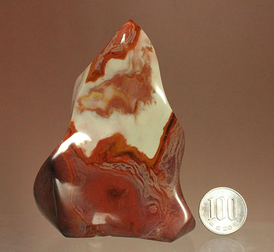 マダガスカルの土地が生んだ鉱物、ポリクロームジャスパー(polychrome jasper)(その17)